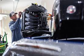 Ultimate Guide To Outboard Motor Mechanic Tips