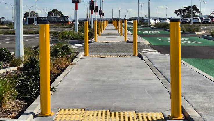 Bollard Guide: Choosing The Right Option For Safety
